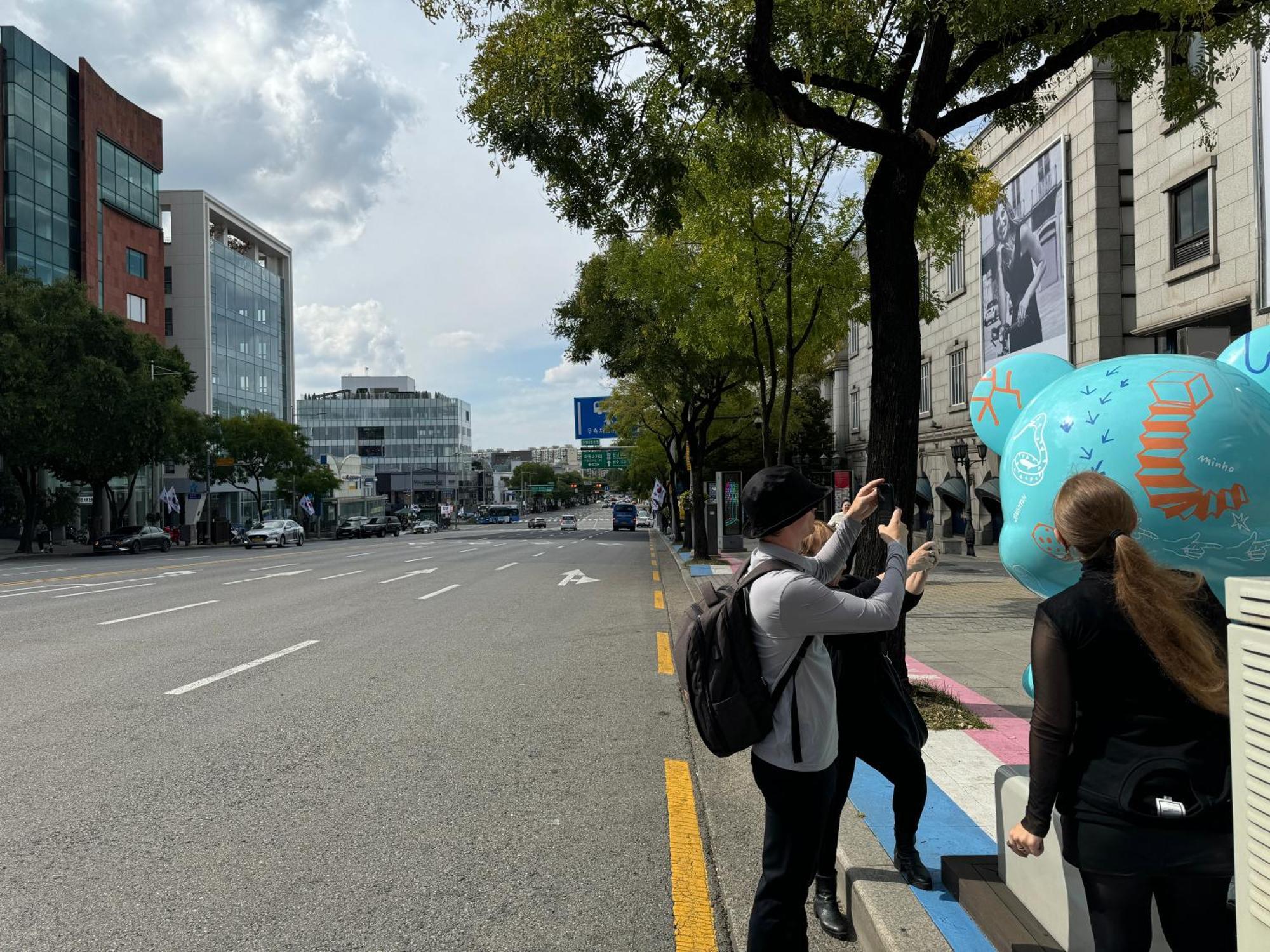Gangnam Cheongdam - Free Wifi, Max 6pax